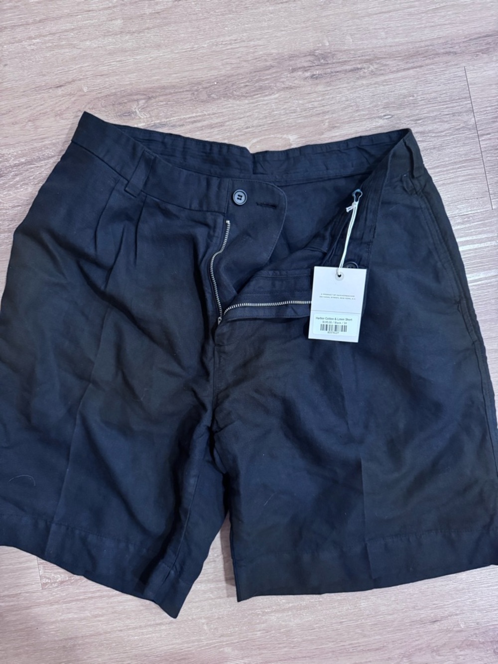 Men's Black Flat-Front Casual Shorts